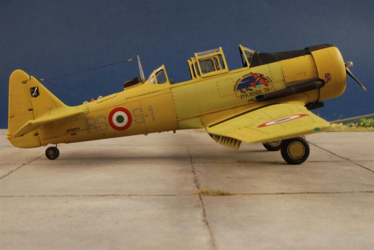 La Fenice del Reparto Sperimentale Volo – Harvard H4M dal kit Ocidental in scala 1/48.