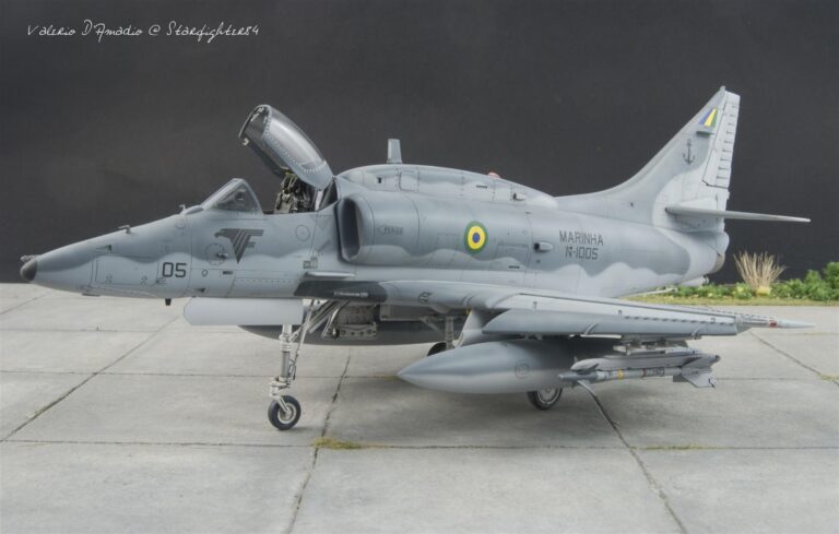 Carioca Skyhawk – AF-1 Falcão (A-4KU) dal kit Hasegawa in scala 1/48.