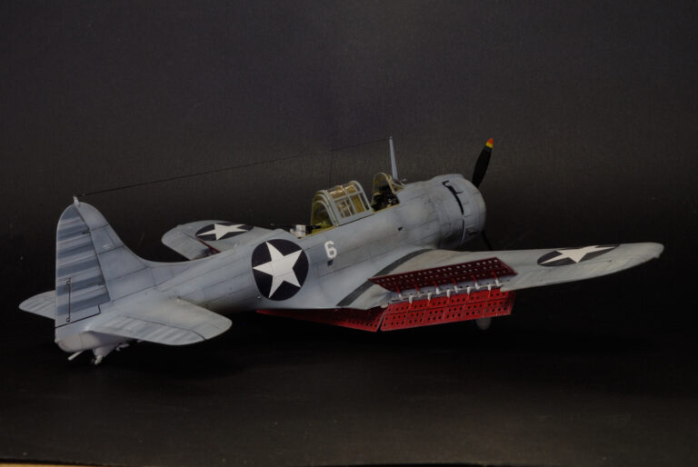 Slow But..Deadly!   SBD-2 Dauntless dal kit Academy in scala 1/48.