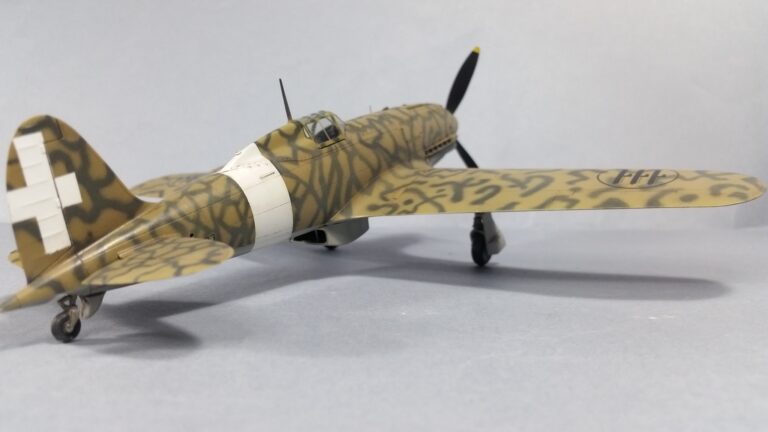 Un Folgore inaspettato! Macchi C.202 dal kit Hasegawa in scala 1/48.