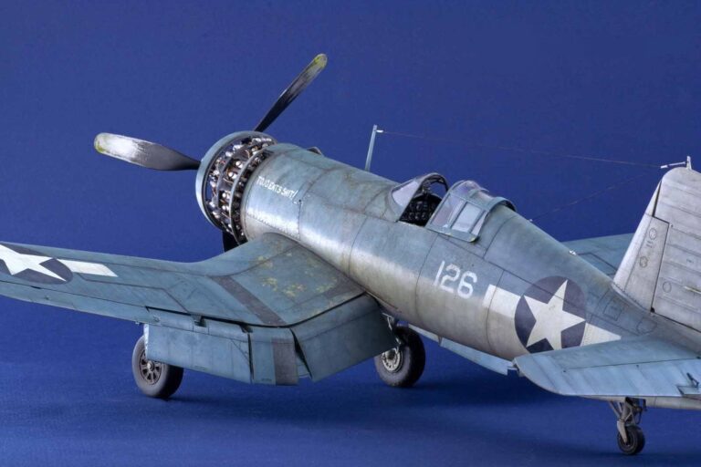 Tojo Eats Shit! F4U-1 Birdcage Corsair dal kit Tamiya in scala 1/32.